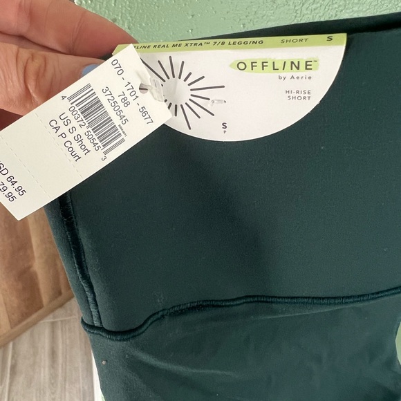 Aerie OFFL/NE high rise short green leggings - tags still attached - Picture 1 of 3